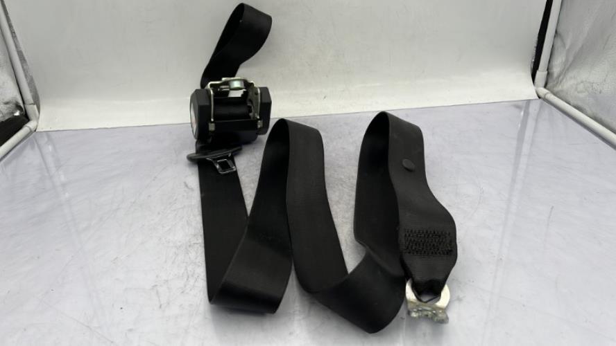 Ceinture arriere gauche AUDI A4 3 AVANT PHASE 1 BREAK Diesel