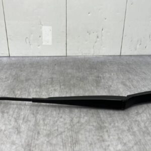 Bras essuie glace avant gauche VOLKSWAGEN GOLF 6 Diesel