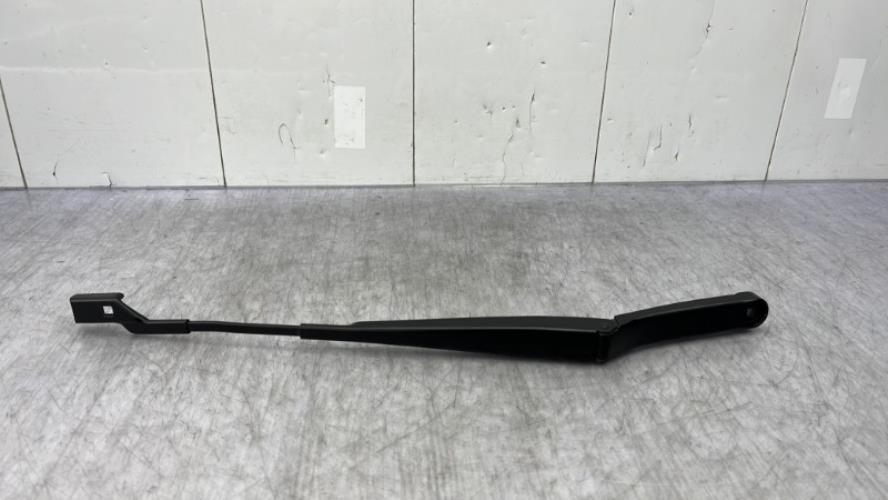 Bras essuie glace avant gauche VOLKSWAGEN GOLF 6 Diesel