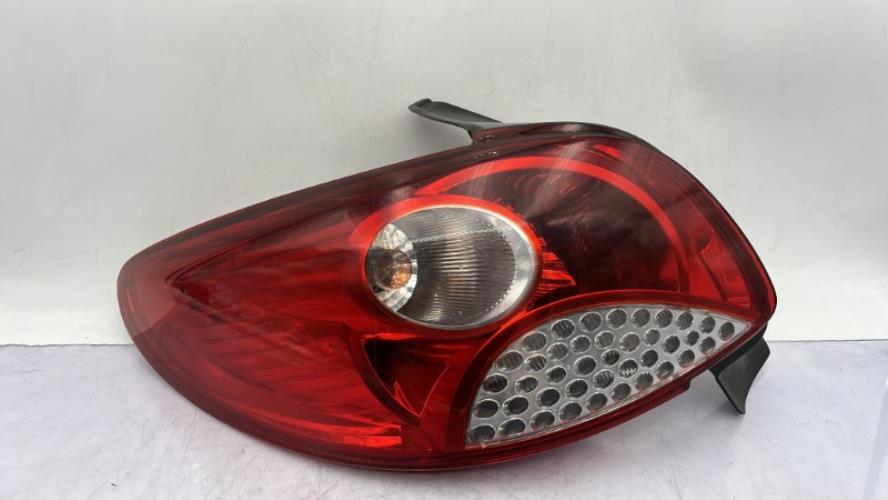 Feu arriere principal gauche (feux) PEUGEOT 206+ Diesel