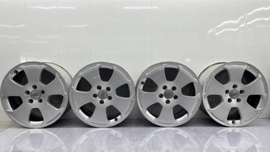 Jeu de 4 jantes  AUDI A3 2 PHASE 1 Diesel
