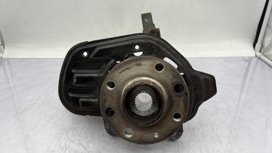 Fusee avant gauche OPEL COMBO C PHASE 2 Diesel