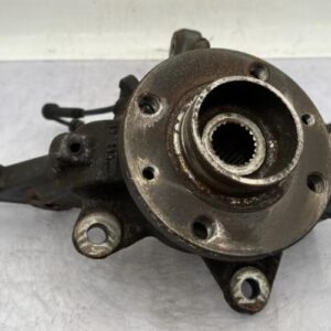 Fusee avant gauche RENAULT CLIO 4 PHASE 2 Essence