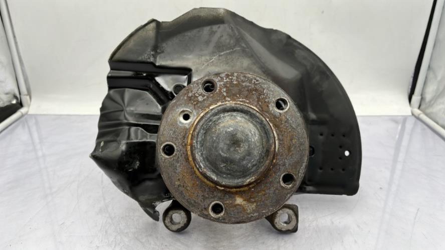 Fusee avant gauche BMW SERIE 3 E46 COUPE PHASE 1 Essence