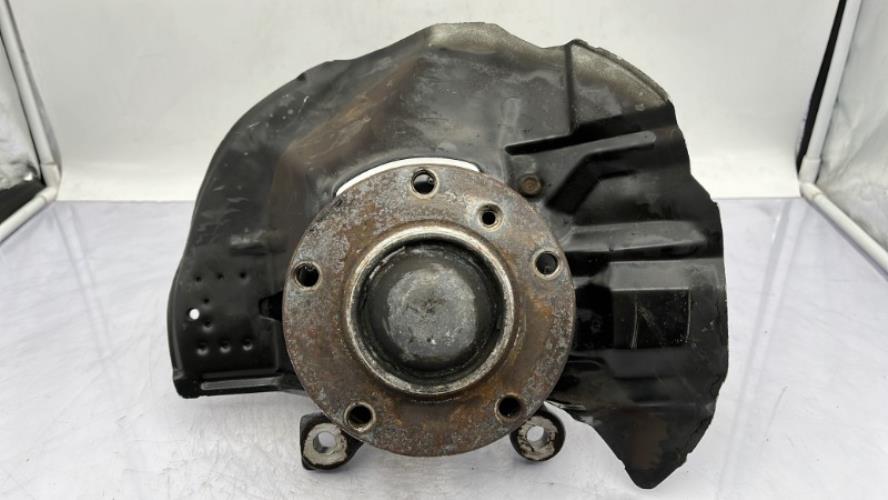 Fusee avant droit BMW SERIE 3 E46 COUPE PHASE 1 Essence