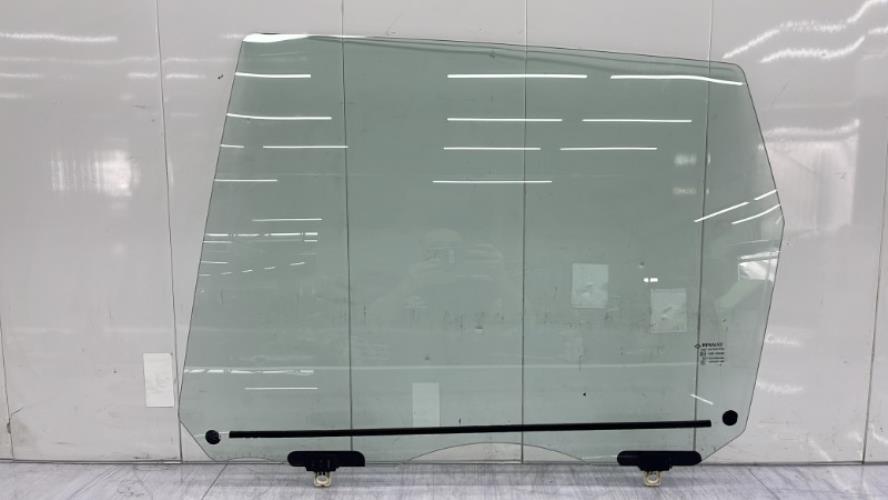 Vitre arriere gauche RENAULT SCENIC 3 PHASE 1 Diesel