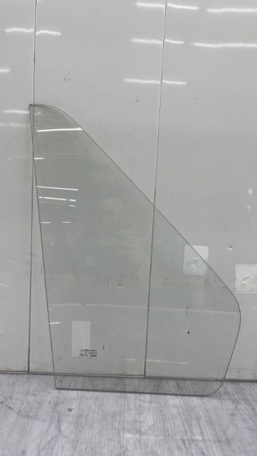 Custode avant droit (porte) RENAULT TRAFIC 1 PHASE 3 Diesel