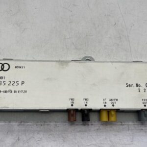 Amplificateur audio AUDI A4 2 AVANT PHASE 1 BREAK Diesel