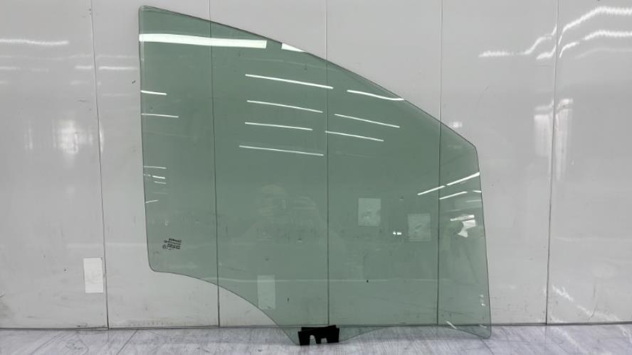 Vitre avant droit RENAULT MODUS PHASE 2 Diesel