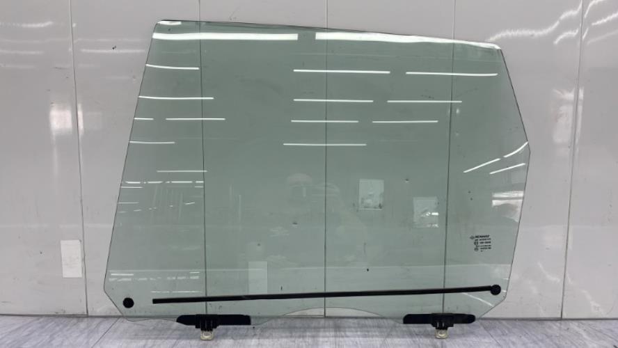Vitre arriere gauche RENAULT SCENIC 3 PHASE 1 Diesel