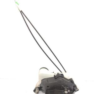 Serrure avant droit TOYOTA YARIS 2 PHASE 2 Essence