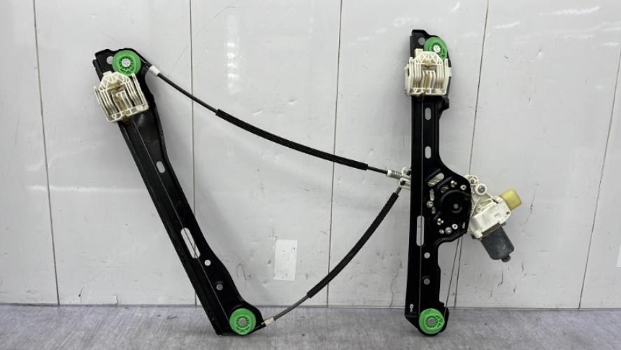 Leve vitre electrique avant droit BMW SERIE 1 E87 PHASE 1 Diesel