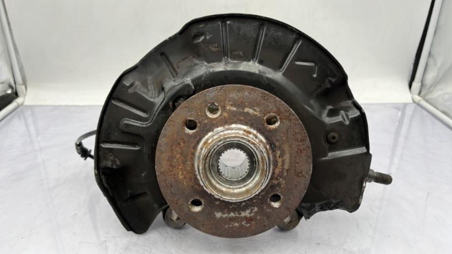 Fusee avant gauche MINI MINI 1 R50/R53 PHASE 1 Essence