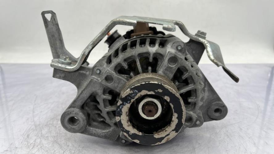 Alternateur TOYOTA YARIS 2 PHASE 2 Essence