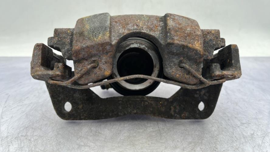 Etrier avant droit (freinage) TOYOTA YARIS 2 PHASE 2 Essence