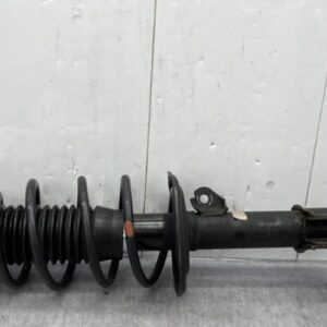 Amortisseur avant droit TOYOTA YARIS 2 PHASE 2 Essence