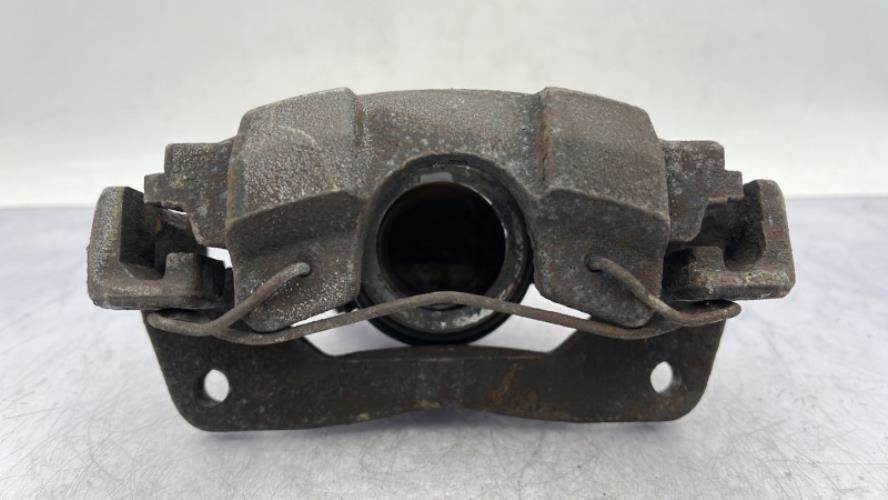 Etrier avant droit (freinage) TOYOTA YARIS 2 PHASE 2 Essence