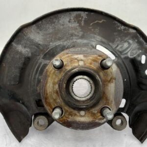 Fusee avant gauche TOYOTA YARIS 2 PHASE 2 Essence