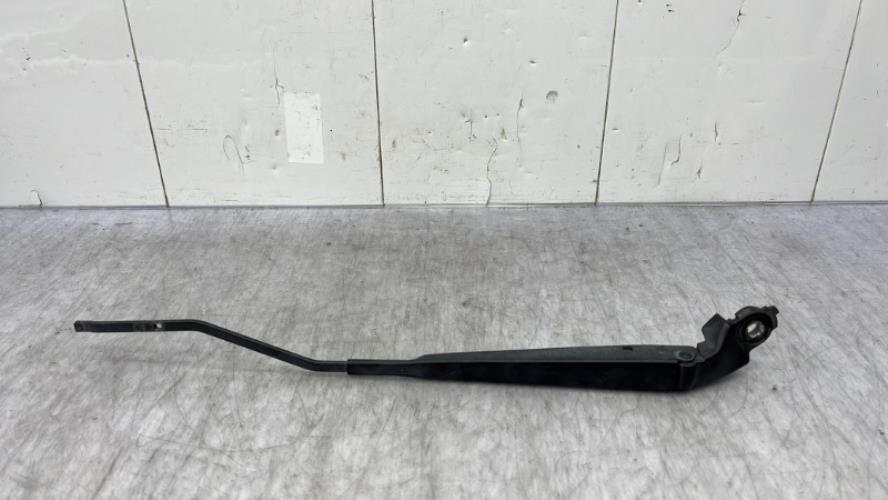 Bras essuie glace avant gauche CITROEN C4 CACTUS Diesel