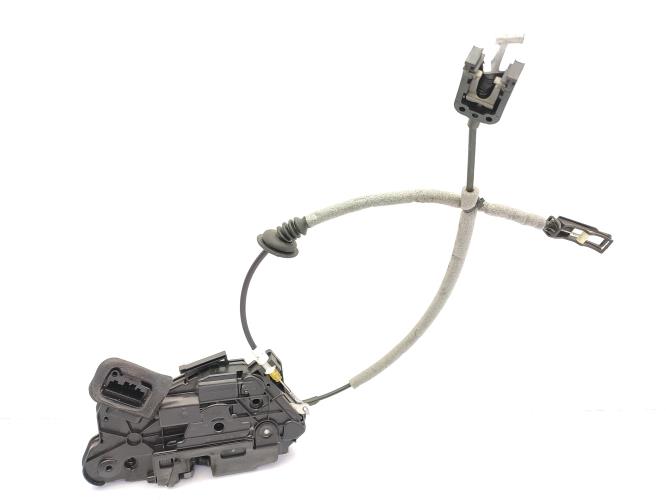 Serrure avant gauche VOLKSWAGEN POLO 5 PHASE 1 Diesel