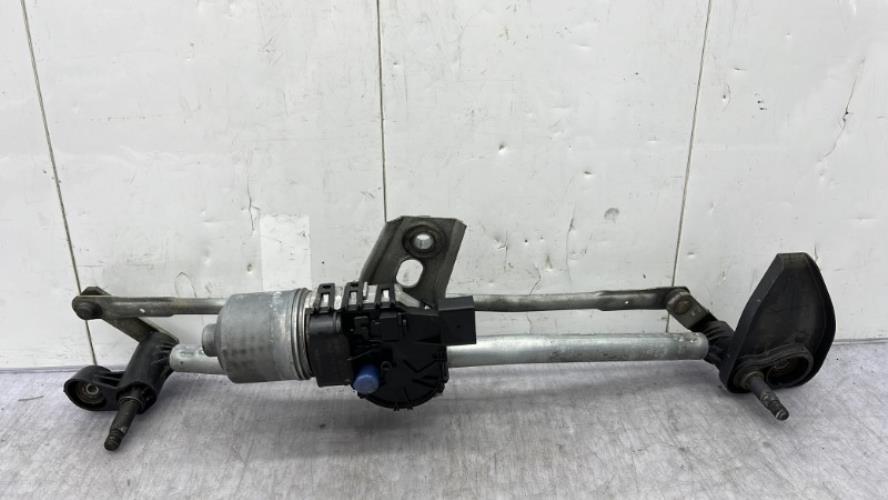 Moteur essuie glace avant OPEL