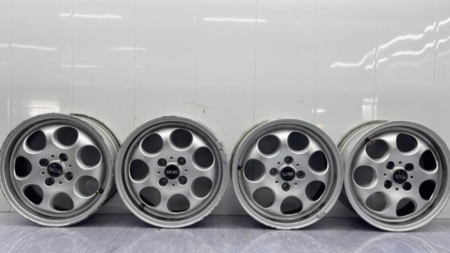 Jeu de 4 jantes  MINI MINI 1 R50/R53 PHASE 1 Essence