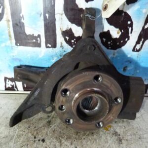 Fusee avant gauche PEUGEOT 806 PHASE 1 Diesel