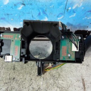 Com (Bloc Contacteur Tournant+Commodo Essuie Glace+Commodo Phare) VOLKSWAGEN GOLF 6 Diesel