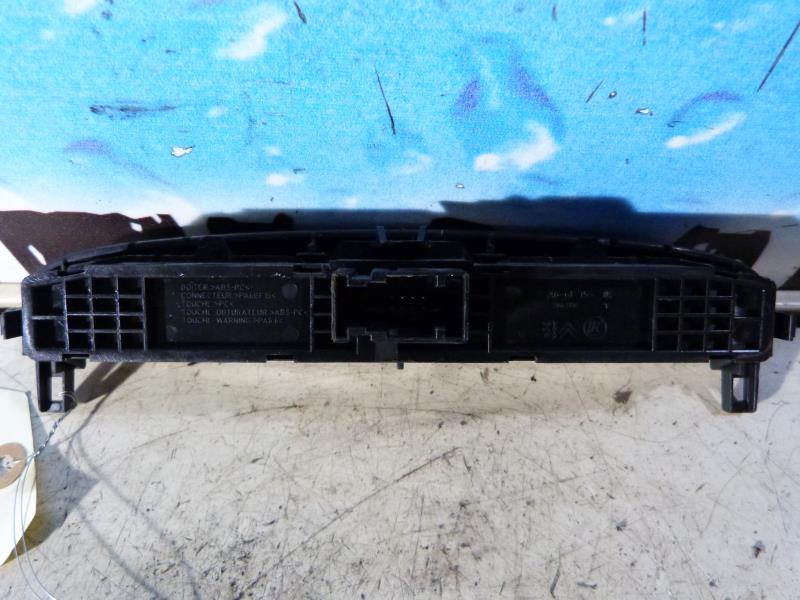 Bouton de warning PEUGEOT 308 1 PHASE 1 Diesel