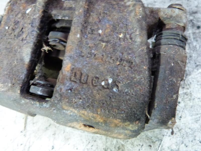 Etrier avant droit (freinage) VOLKSWAGEN GOLF 3 Diesel