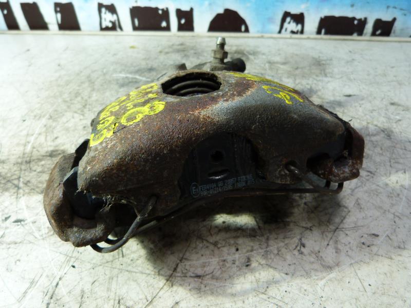 Etrier avant gauche (freinage) FORD FIESTA 2 Essence