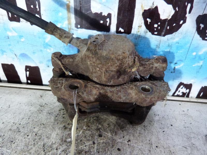 Etrier avant gauche (freinage) VOLKSWAGEN GOLF 3 Diesel