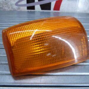 Optique avant secondaire gauche (feux)(clignotant) RENAULT R9 Essence