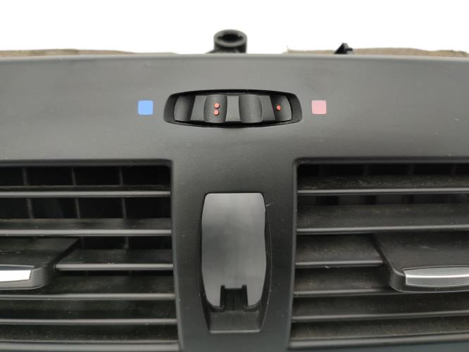 Aerateur tableau de bord BMW X3 E83 PHASE 2 Diesel