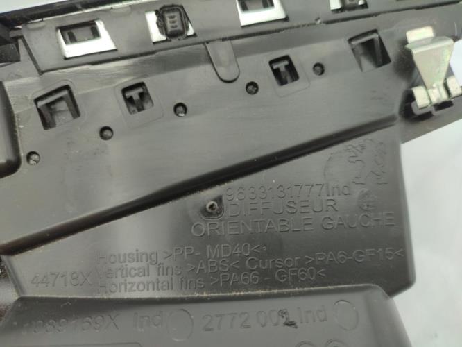 Aerateur tableau de bord avant gauche PEUGEOT 208 1 PHASE 2 Essence