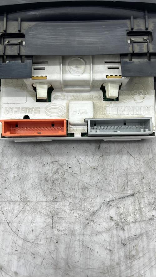 Afficheur RENAULT CLIO 2 PHASE 1 Essence