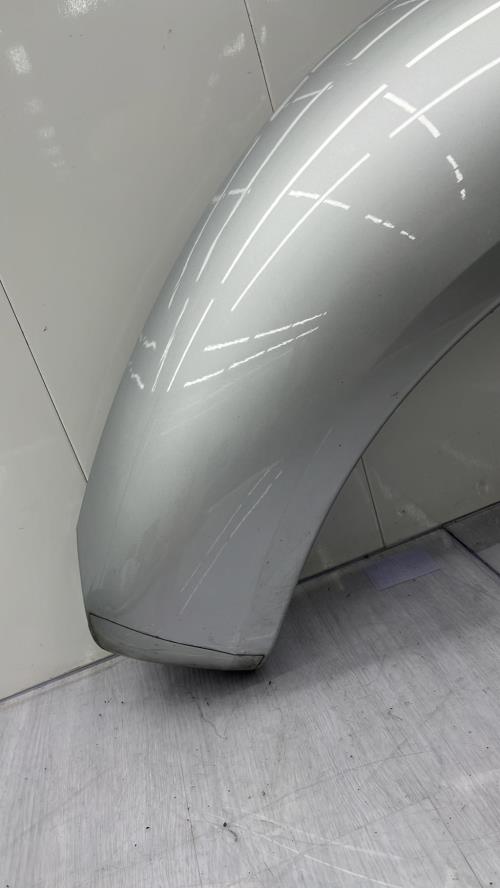 Aile avant droit VOLKSWAGEN NEW BEETLE 1 PHASE 1 Essence