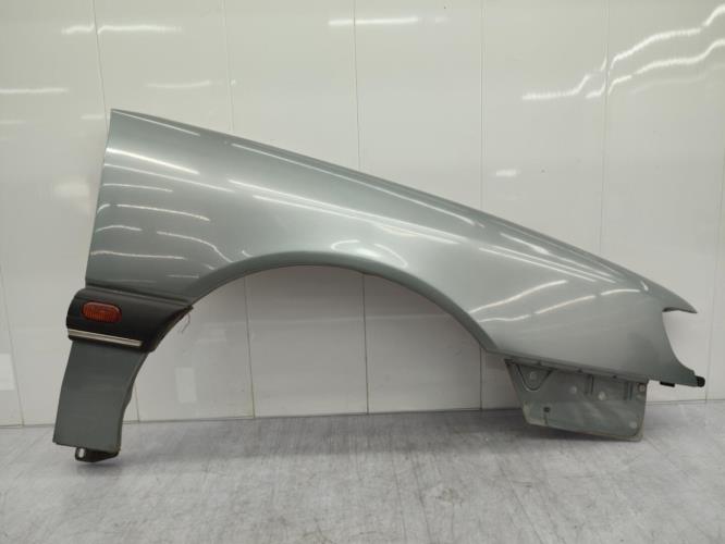 Aile avant droit RENAULT SAFRANE PHASE 2 Essence