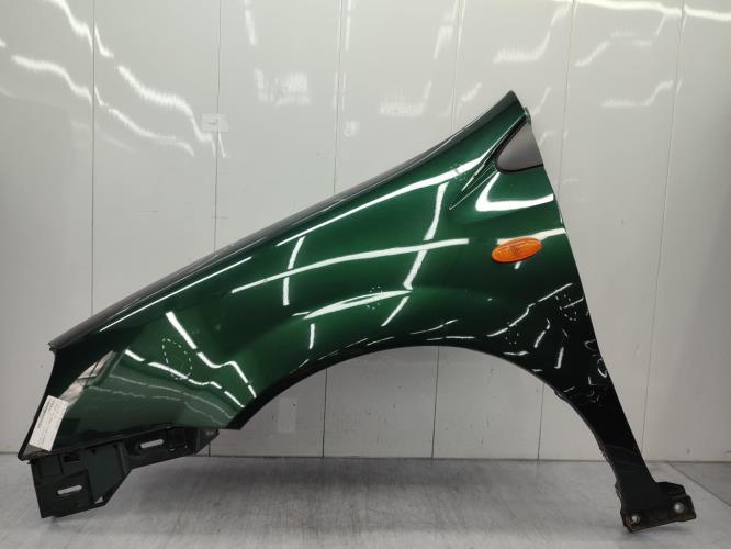 Aile avant gauche NISSAN ALMERA TINO PHASE 2 Essence