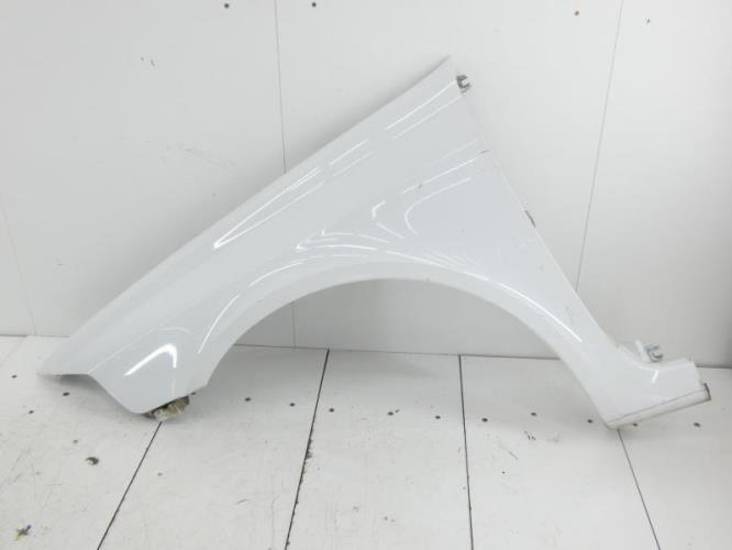 Aile avant gauche RENAULT LAGUNA 2 PHASE 1 Essence