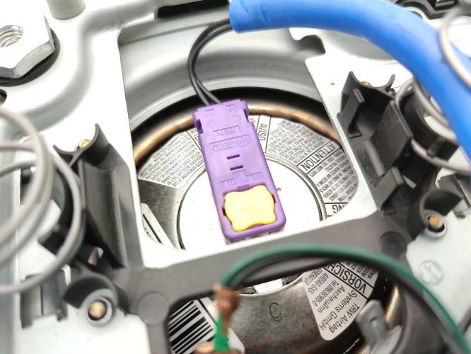 Air bag conducteur SKODA OCTAVIA 2 PHASE 1 Diesel