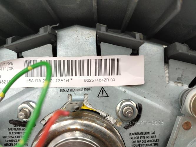 Air bag conducteur PEUGEOT 206 PHASE 1 Essence