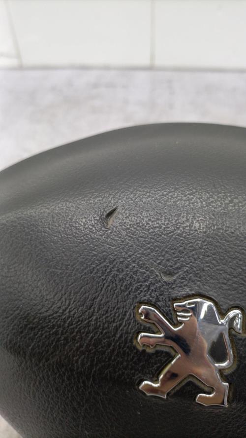 Air bag conducteur PEUGEOT 407 PHASE 1 BREAK Diesel