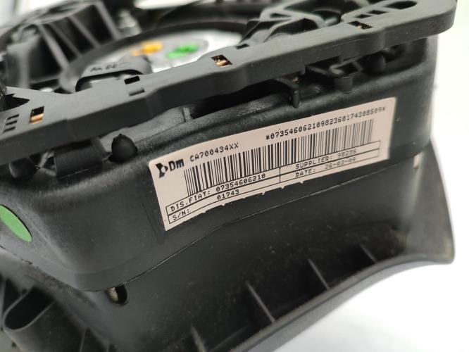 Air bag conducteur FIAT GRANDE PUNTO Diesel