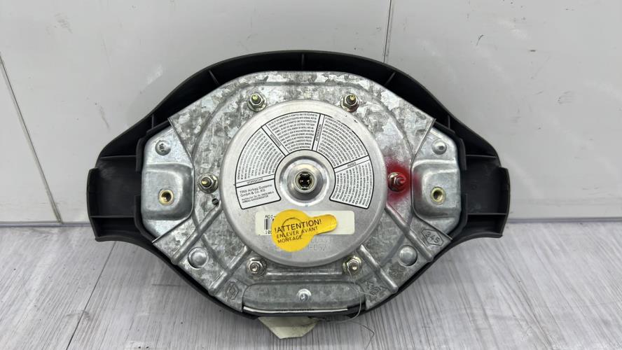 Air bag conducteur RENAULT CLIO 2 PHASE 1 Essence