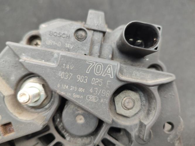 Alternateur VOLKSWAGEN GOLF 4 Essence