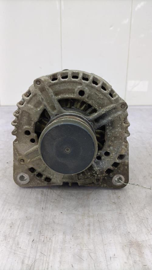 Alternateur VOLKSWAGEN PASSAT 5 CC COUPE Diesel