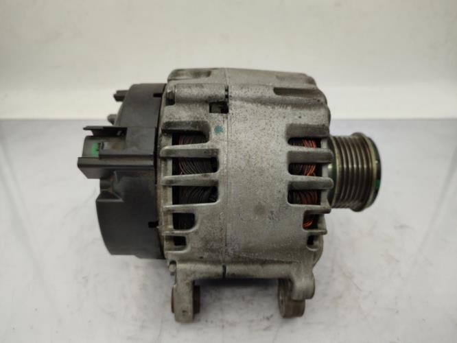 Alternateur VOLKSWAGEN POLO 5 PHASE 1 Diesel