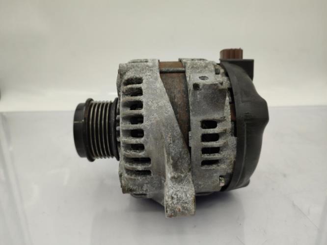 Alternateur TOYOTA AURIS 1 PHASE 2 Essence