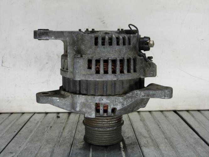 Alternateur NISSAN Essence
